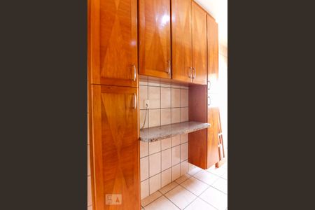 Apartamento para alugar com 74m², 2 quartos e 1 vagaCozinha