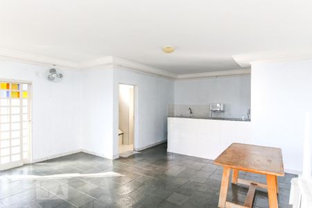 Apartamento para alugar com 74m², 2 quartos e 1 vagaÁrea comum - Salão de festas