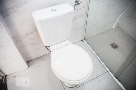 Detalhe do banheiro de apartamento para alugar com 1 quarto, 44m² em Higienópolis, São Paulo