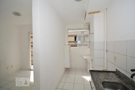 Apartamento à venda com 60m², 2 quartos e sem vagaCozinha e Área de Serviço