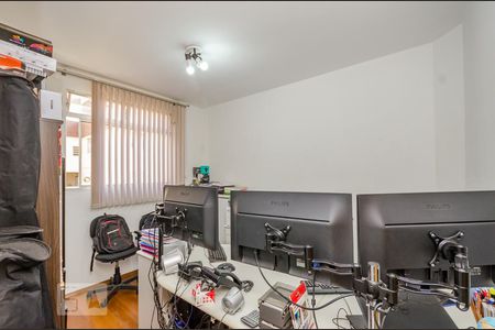 Apartamento à venda com 90m², 3 quartos e 2 vagasQuarto 3