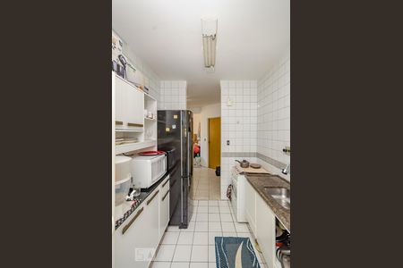 Apartamento à venda com 90m², 3 quartos e 2 vagasCozinha