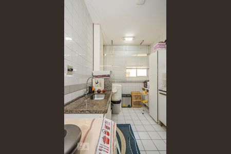 Apartamento à venda com 90m², 3 quartos e 2 vagasCozinha