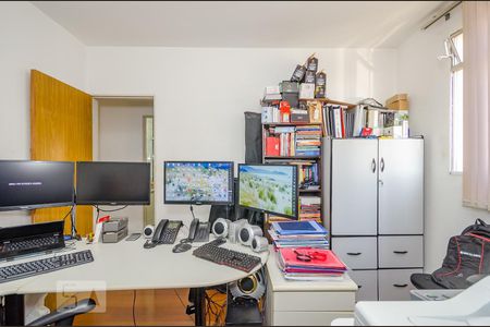 Apartamento à venda com 90m², 3 quartos e 2 vagasQuarto 3