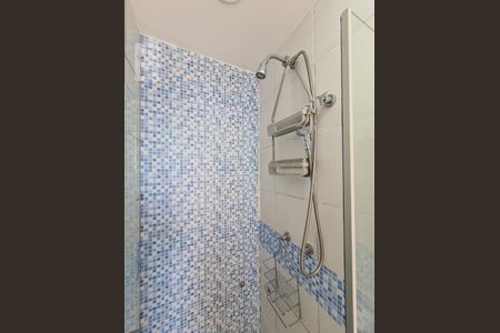Apartamento para alugar com 52m², 2 quartos e 1 vaga Apartamento para alugar com 52m², 2 quartos e 1 vagaBanheiro Social