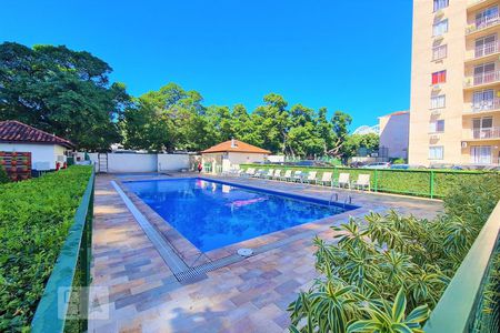 Apartamento para alugar com 52m², 2 quartos e 1 vaga Apartamento para alugar com 52m², 2 quartos e 1 vagaÁrea comum - Piscina