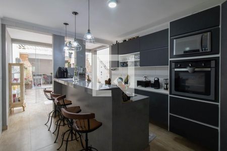 Casa para alugar com 132m², 3 quartos e 4 vagas Casa para alugar com 132m², 3 quartos e 4 vagasCozinha