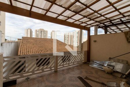 Casa para alugar com 132m², 3 quartos e 4 vagas Casa para alugar com 132m², 3 quartos e 4 vagasTerraço