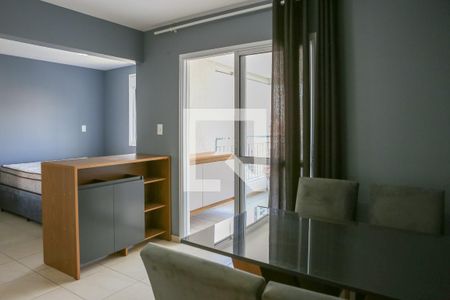 Sala e Cozinha de apartamento à venda com 1 quarto, 36m² em Barra Funda, São Paulo