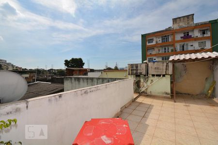Casa à venda com 90m², 2 quartos e 3 vagasTerraço