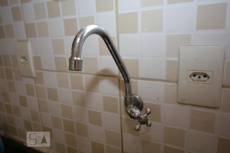 Casa à venda com 90m², 2 quartos e 3 vagasCozinha - Torneira