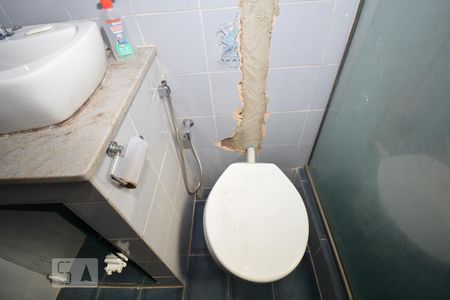 Casa à venda com 90m², 2 quartos e 3 vagasBanheiro