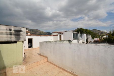 Casa à venda com 90m², 2 quartos e 3 vagasTerraço