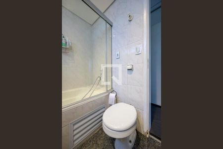 Apartamento à venda com 153m², 3 quartos e 2 vagasSuíte - Banheiro