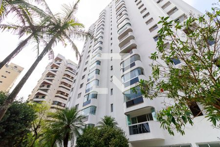 Apartamento à venda com 153m², 3 quartos e 2 vagasFachada