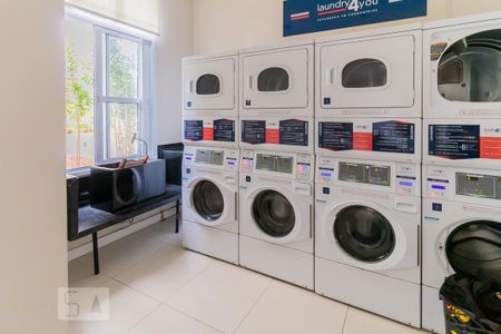 Apartamento para alugar com 86m², 2 quartos e 1 vaga Apartamento para alugar com 86m², 2 quartos e 1 vagaÁrea comum - Lavanderia