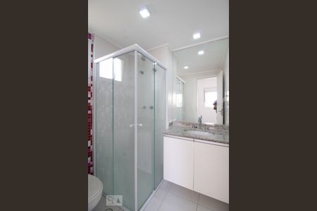 Apartamento para alugar com 86m², 2 quartos e 1 vaga Apartamento para alugar com 86m², 2 quartos e 1 vagaBanheiro da Suíte 2