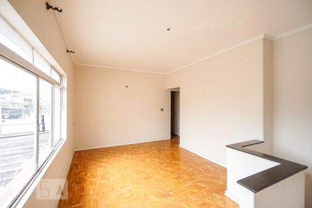 Casa à venda com 130m², 4 quartos e 2 vagasSala casa 02