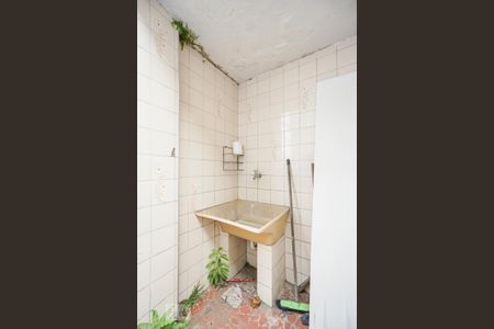 Casa à venda com 130m², 4 quartos e 2 vagasÁrea de serviço