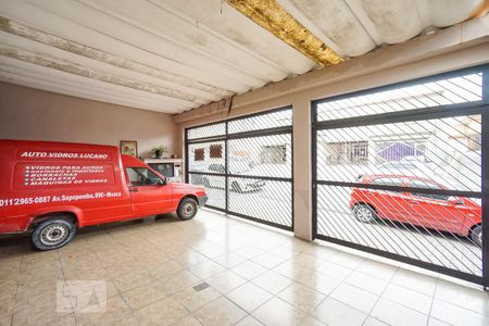 Casa à venda com 130m², 4 quartos e 2 vagasGaragem