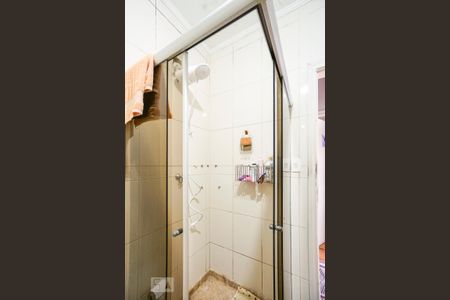 Casa à venda com 130m², 4 quartos e 2 vagasBanheiro