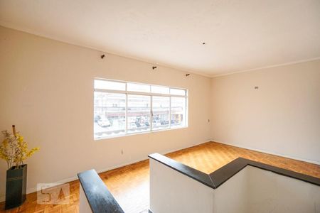 Casa à venda com 130m², 4 quartos e 2 vagasSala casa 02