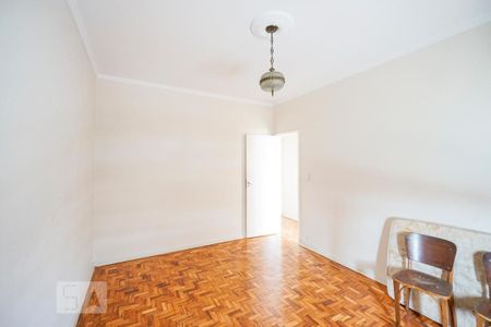 Casa à venda com 130m², 4 quartos e 2 vagasQuarto 01