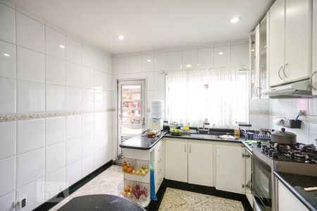 Casa à venda com 130m², 4 quartos e 2 vagasCozinha