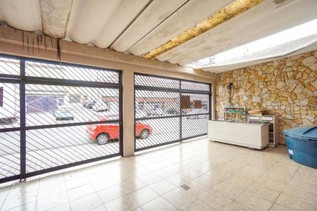 Casa à venda com 130m², 4 quartos e 2 vagasGaragem