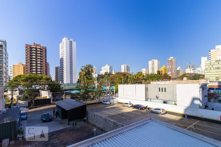 Vista da suíte de apartamento à venda com 1 quarto, 50m² em Cambuí, Campinas