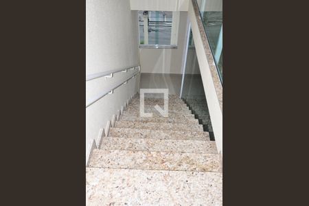 Apartamento à venda com 44m², 1 quarto e sem vagaEscada Externa