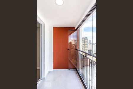 Studio para alugar com 23m², 1 quarto e sem vaga Studio para alugar com 23m², 1 quarto e sem vagaVaranda