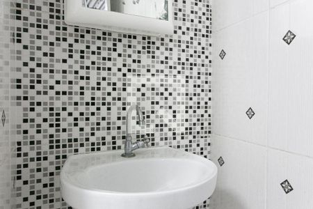 Banheiro de casa de condomínio para alugar com 1 quarto, 75m² em Chácara Santo Antônio (zona Leste), São Paulo