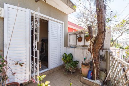 Casa à venda com 120m², 2 quartos e 2 vagasVaranda do Quarto 1