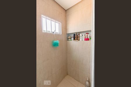 Casa à venda com 120m², 2 quartos e 2 vagasBanheiro