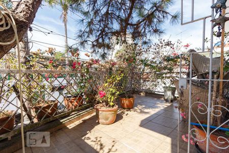 Casa à venda com 120m², 2 quartos e 2 vagasVaranda do Quarto 1