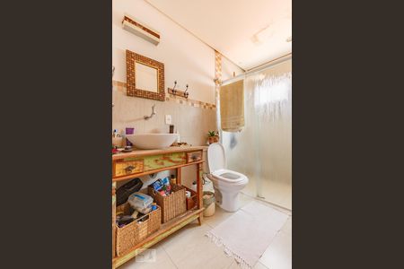 Casa à venda com 120m², 2 quartos e 2 vagasBanheiro