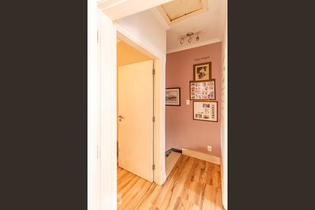 Casa à venda com 120m², 2 quartos e 2 vagasCorredor