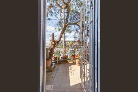 Casa à venda com 120m², 2 quartos e 2 vagasVaranda do Quarto 1