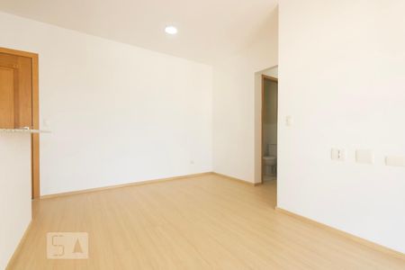 Sala de apartamento para alugar com 1 quarto, 50m² em Baeta Neves, São Bernardo do Campo