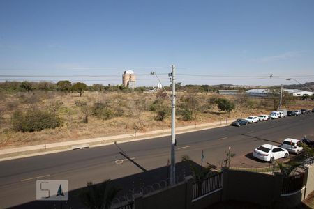 Vista da janela do quarto 1 de apartamento para alugar com 2 quartos, 45m² em Jardim Ouro Branco, Ribeirão Preto