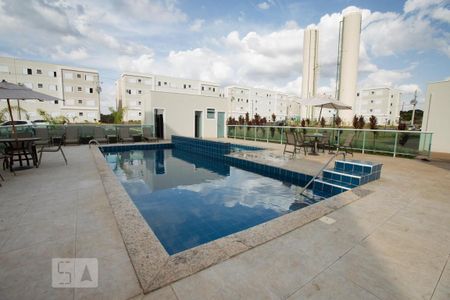 Apartamento para alugar com 45m², 2 quartos e 1 vagaÁrea comum - piscina