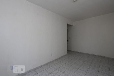 SALA de apartamento para alugar com 2 quartos, 57m² em Jardim Itu-sabará, Porto Alegre