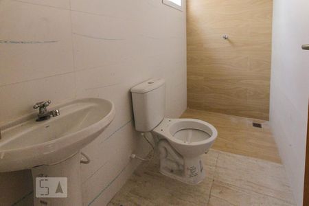 Apartamento à venda com 40m², 2 quartos e sem vaga Apartamento à venda com 40m², 2 quartos e sem vagaBanheiro