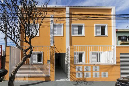 Apartamento à venda com 40m², 2 quartos e sem vaga Apartamento à venda com 40m², 2 quartos e sem vagaFachada