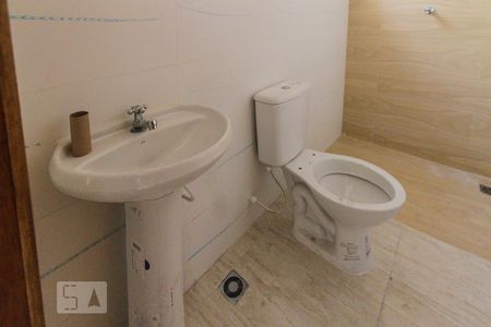 Apartamento à venda com 40m², 2 quartos e sem vaga Apartamento à venda com 40m², 2 quartos e sem vagaBanheiro