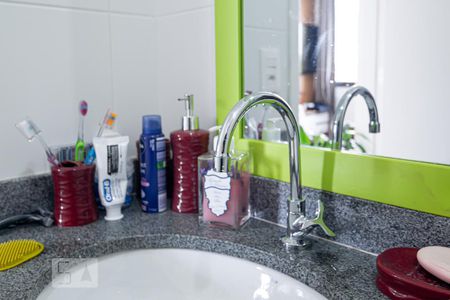 Apartamento à venda com 34m², 2 quartos e sem vagaBanheiro Social / Suíte