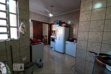 Apartamento à venda com 120m², 4 quartos e sem vaga Apartamento à venda com 120m², 4 quartos e sem vagaCozinha