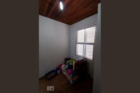 Apartamento à venda com 120m², 4 quartos e sem vaga Apartamento à venda com 120m², 4 quartos e sem vagaQuarto de Serviço