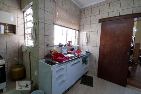 Apartamento à venda com 120m², 4 quartos e sem vaga Apartamento à venda com 120m², 4 quartos e sem vagaCozinha